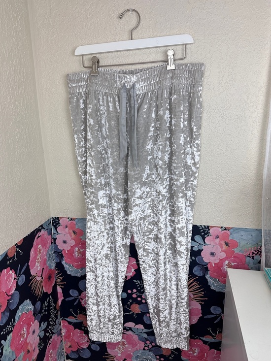 Victoria's Secret Pants - Victoria Secret Crushed Silver Grey Velvet Jogger Pants Size XL New